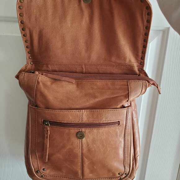 The Sak Ventura convertible backpack in tan/brown Embosses leather - Picture 9 of 14